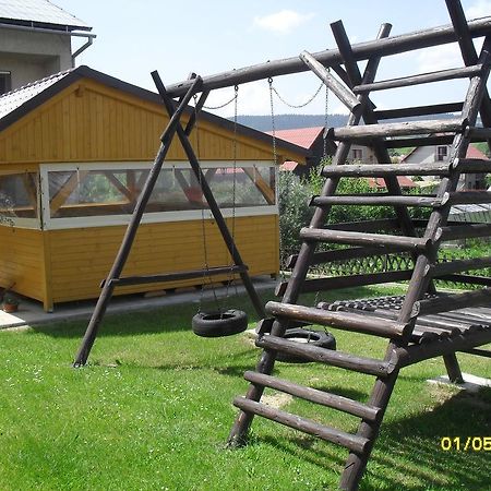 Penzion U Peta Hrustin Exterior foto